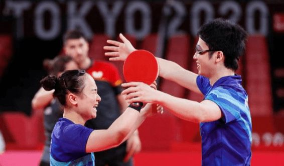 线脚步和精 线脚步和精