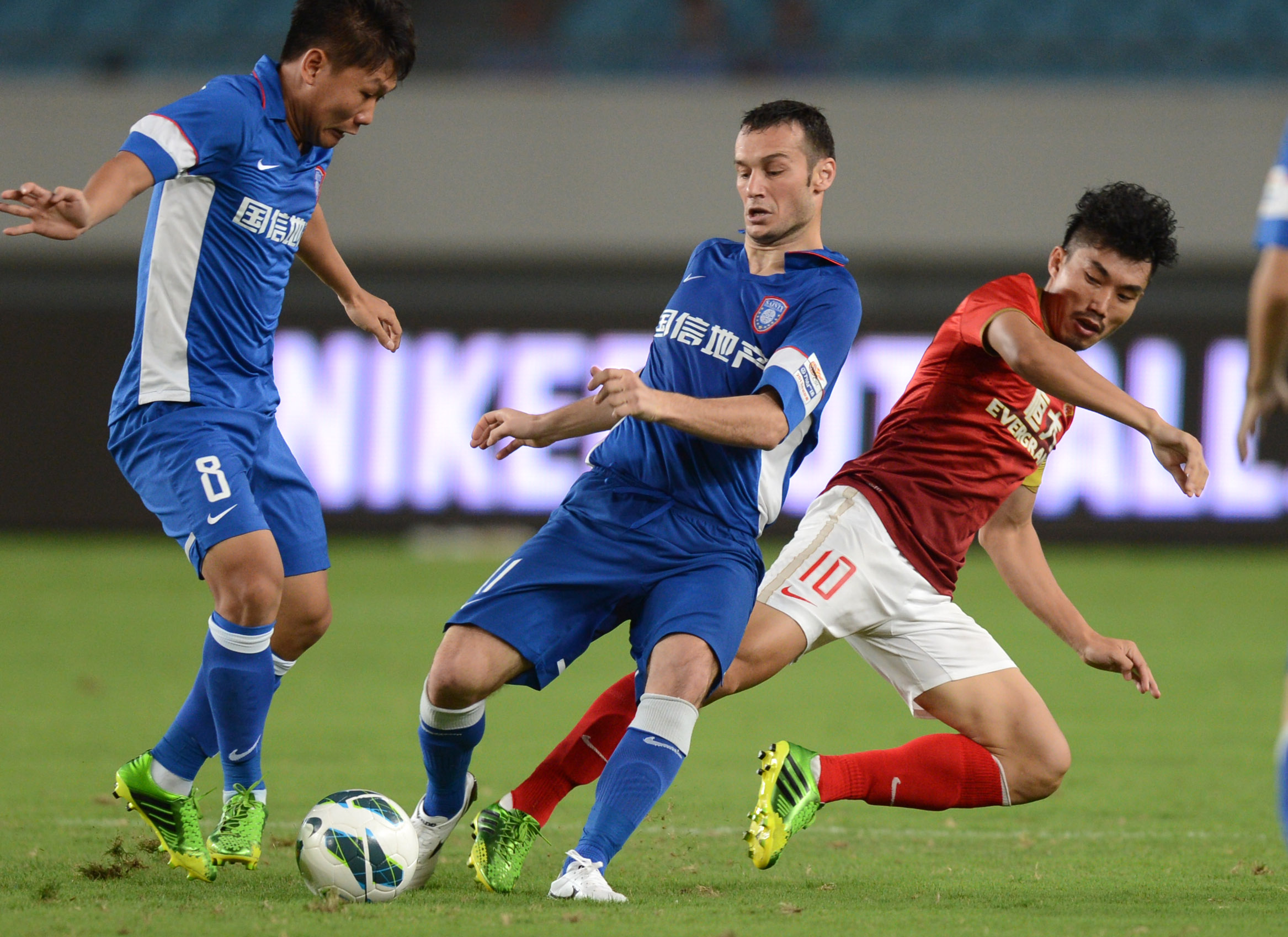 进行微调 进行微调