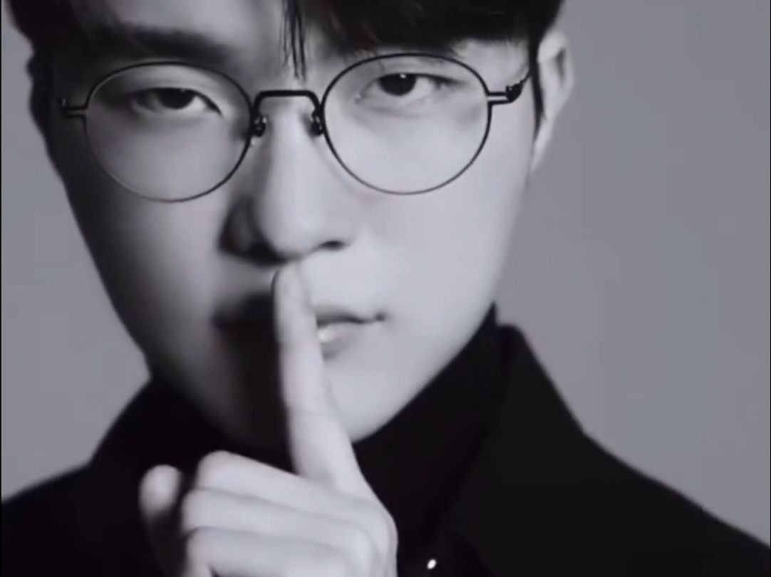 持牌运营商 持牌运营商